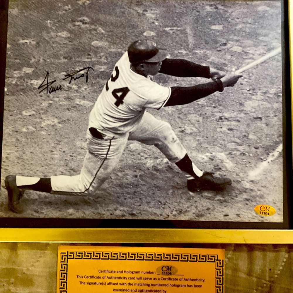 Willie Mays signed 8 X 10 picture frame with a COA- CERTIFICATE OF AUTHENTICITY.